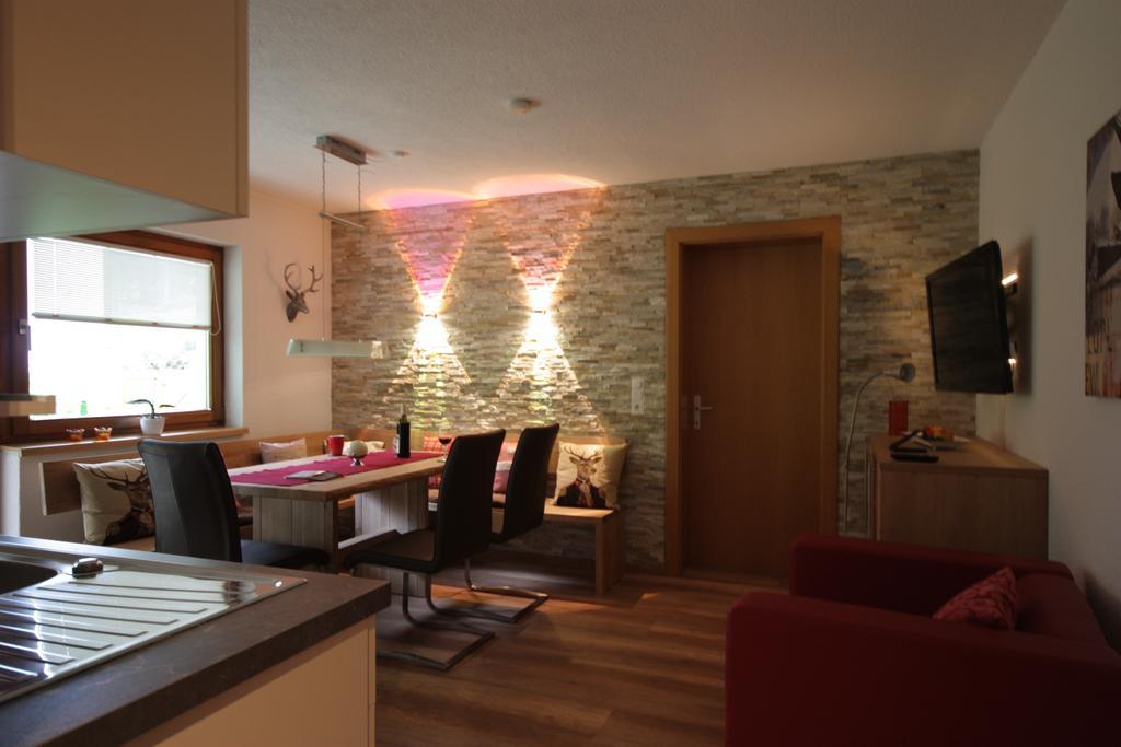 Hirschstube Apartment Ischgl Room photo